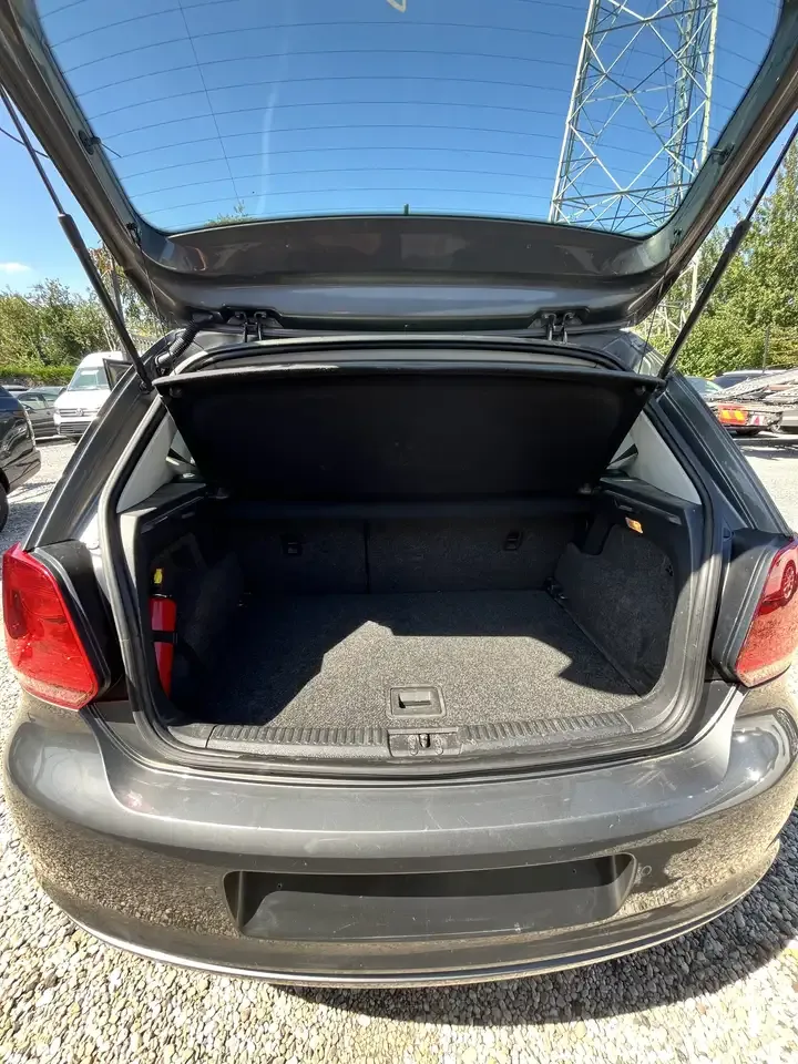 Volkswagen Polo - 11