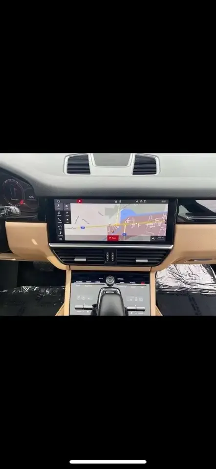 Porsche Cayenne - 13
