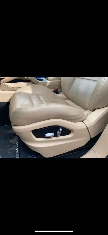 Porsche Cayenne - 14