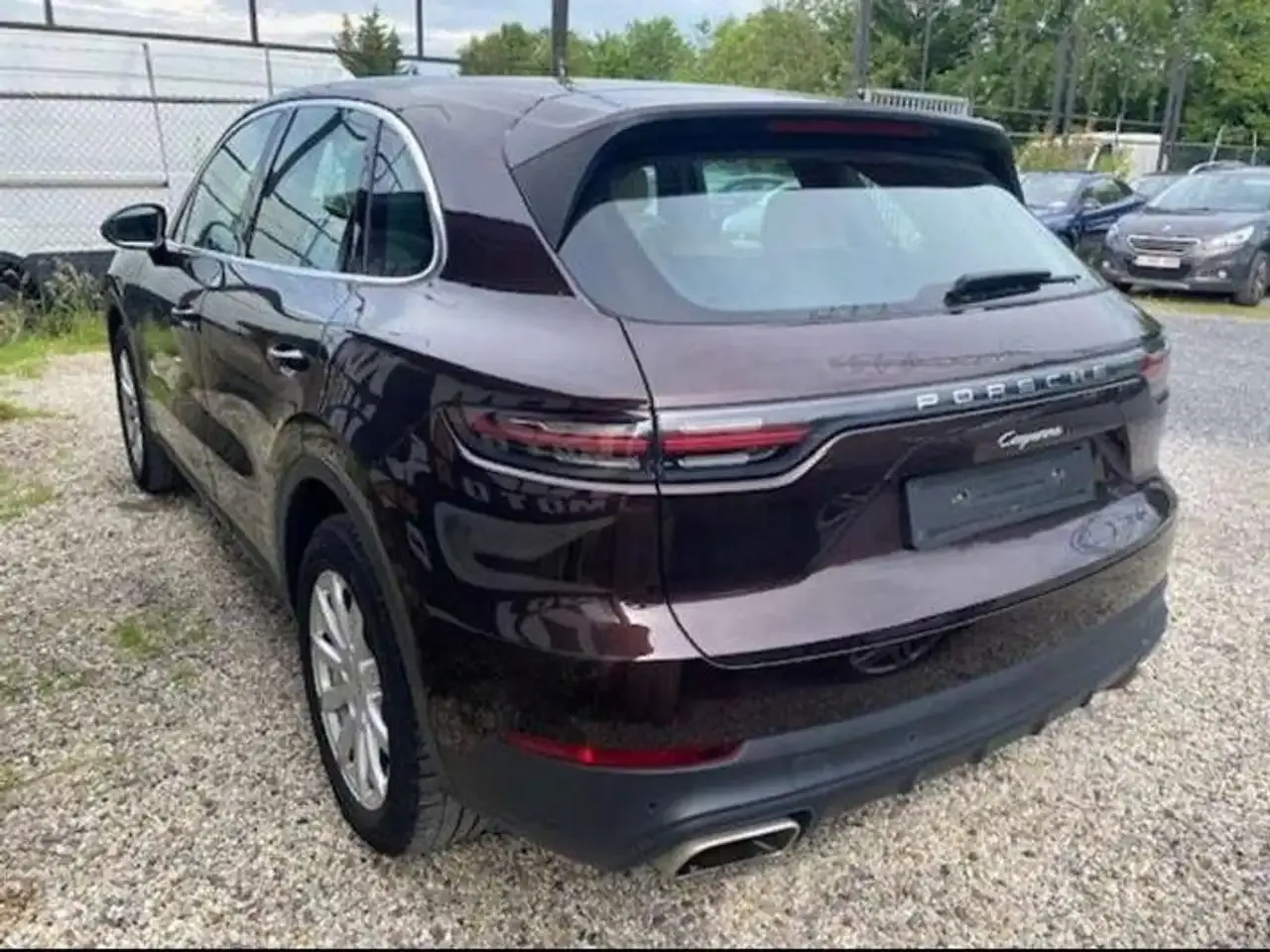 Porsche Cayenne - 4