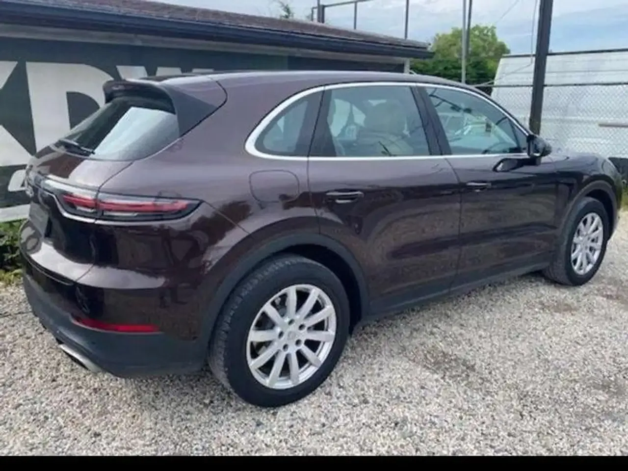 Porsche Cayenne - 5