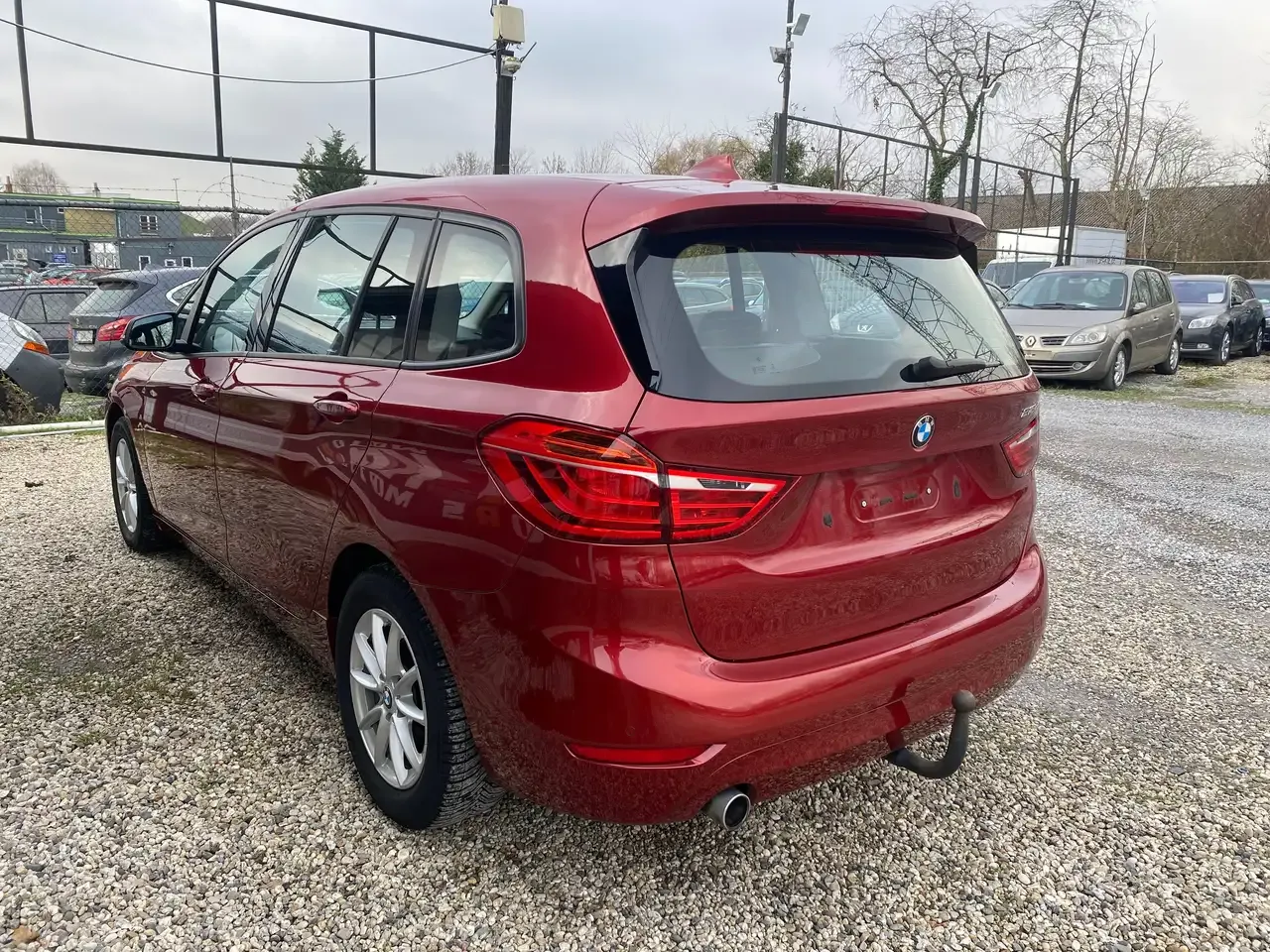 BMW 216 - 5