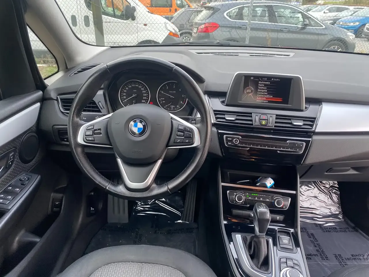 BMW 216 - 9