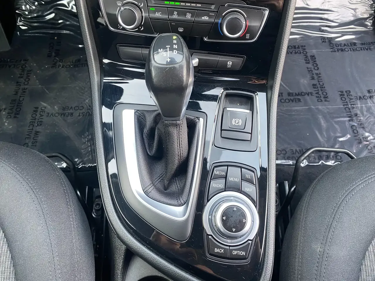 BMW 216 - 10