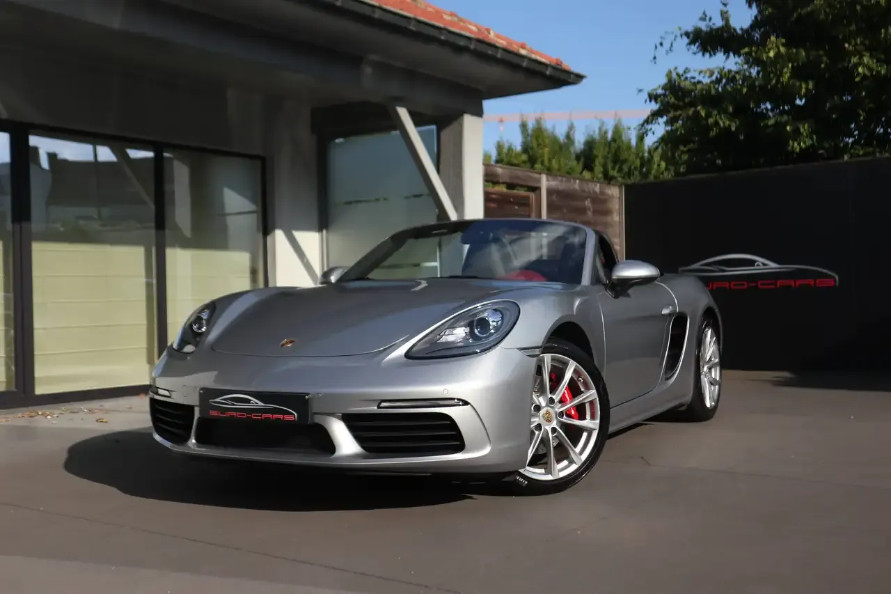 Porsche Boxster - 8