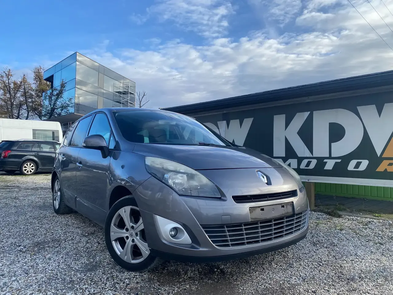 Renault Scenic - 1