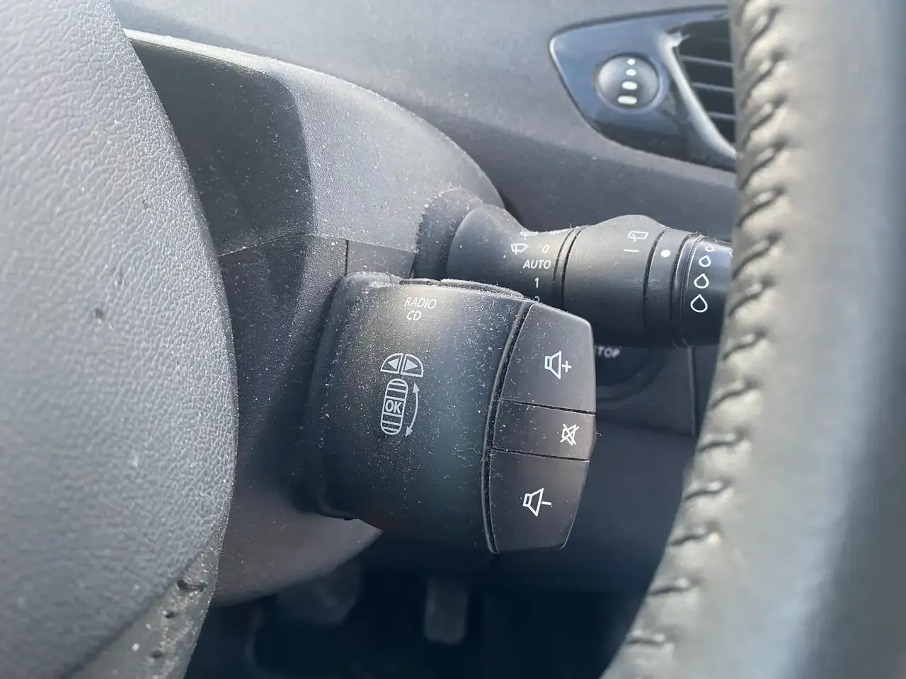 Renault Scenic - 17
