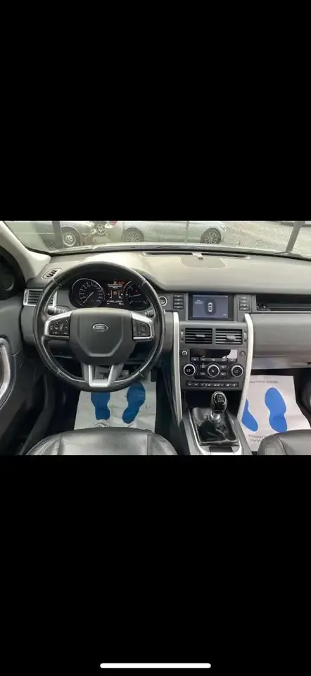 Land Rover Discovery Sport - 12