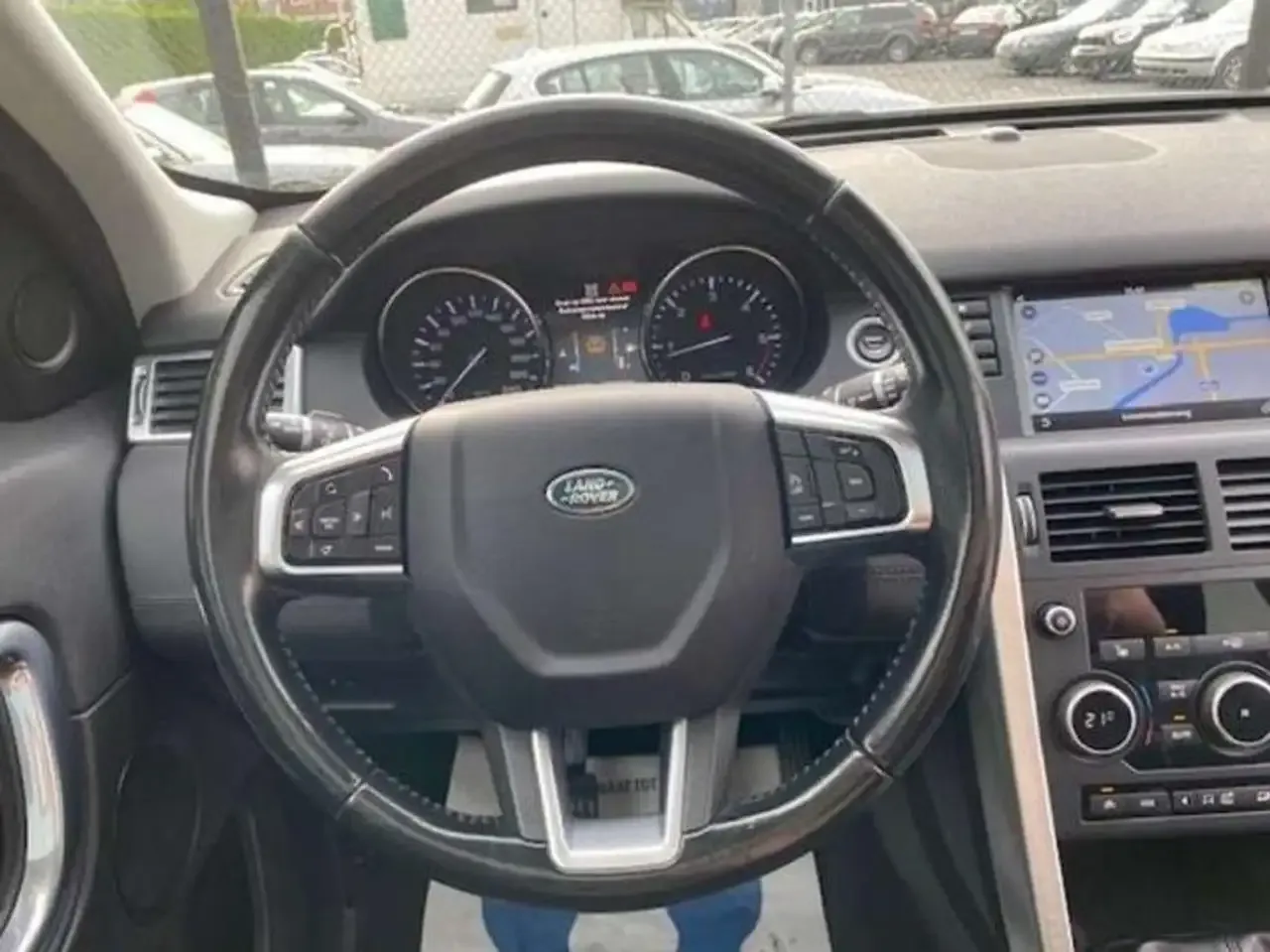 Land Rover Discovery Sport - 17