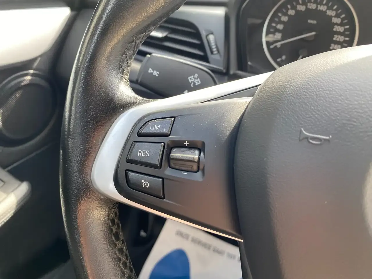 BMW 218 - 18