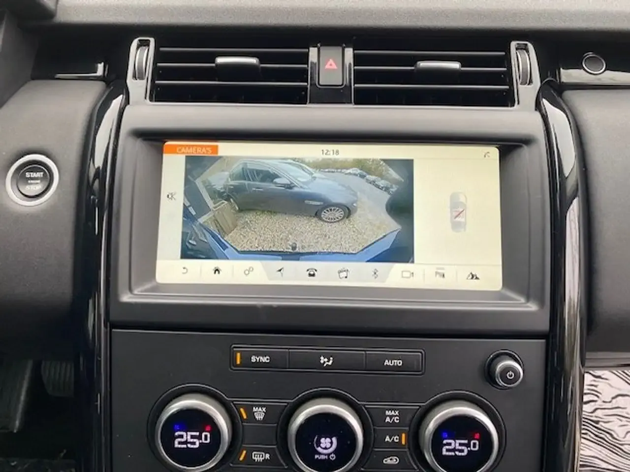Land Rover Discovery - 18