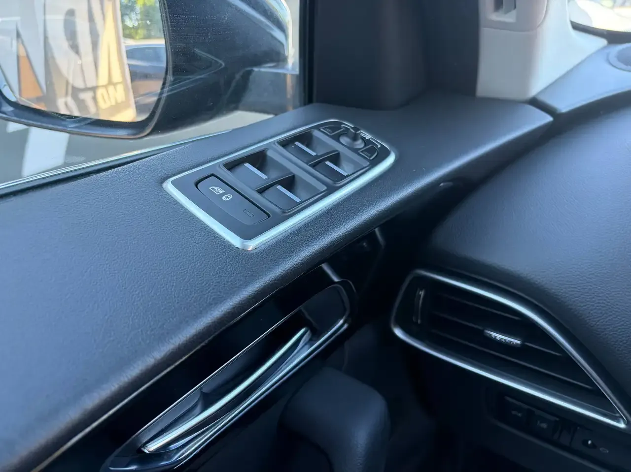 Jaguar F-Pace - 19