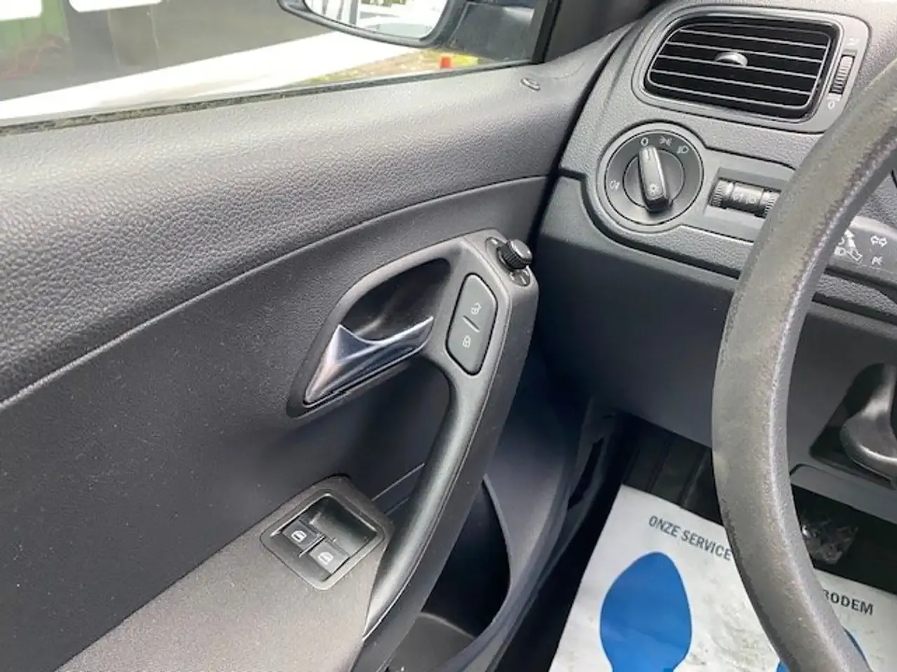 Volkswagen Polo - 18
