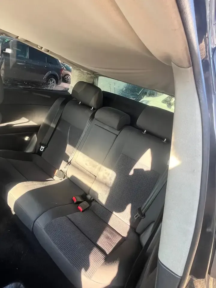Volkswagen Polo - 9