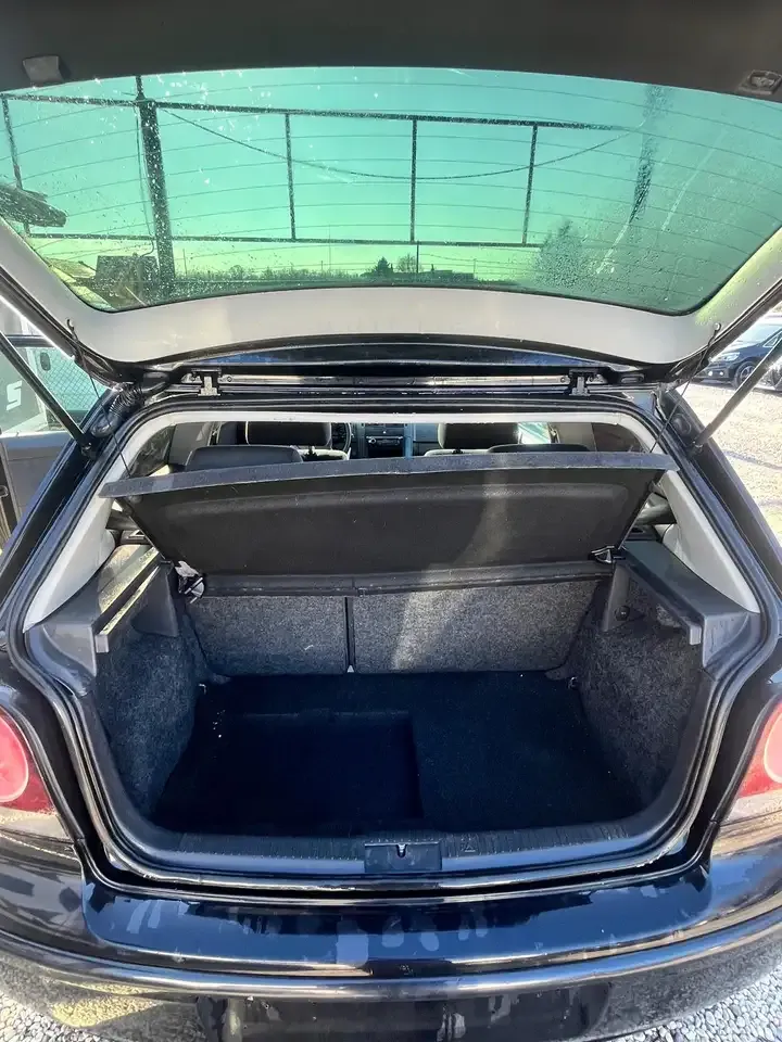 Volkswagen Polo - 10