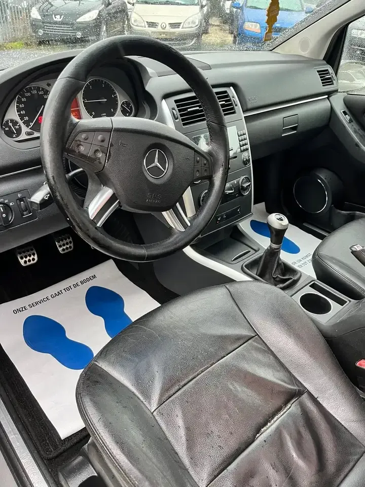 Mercedes-Benz B 180 - 5