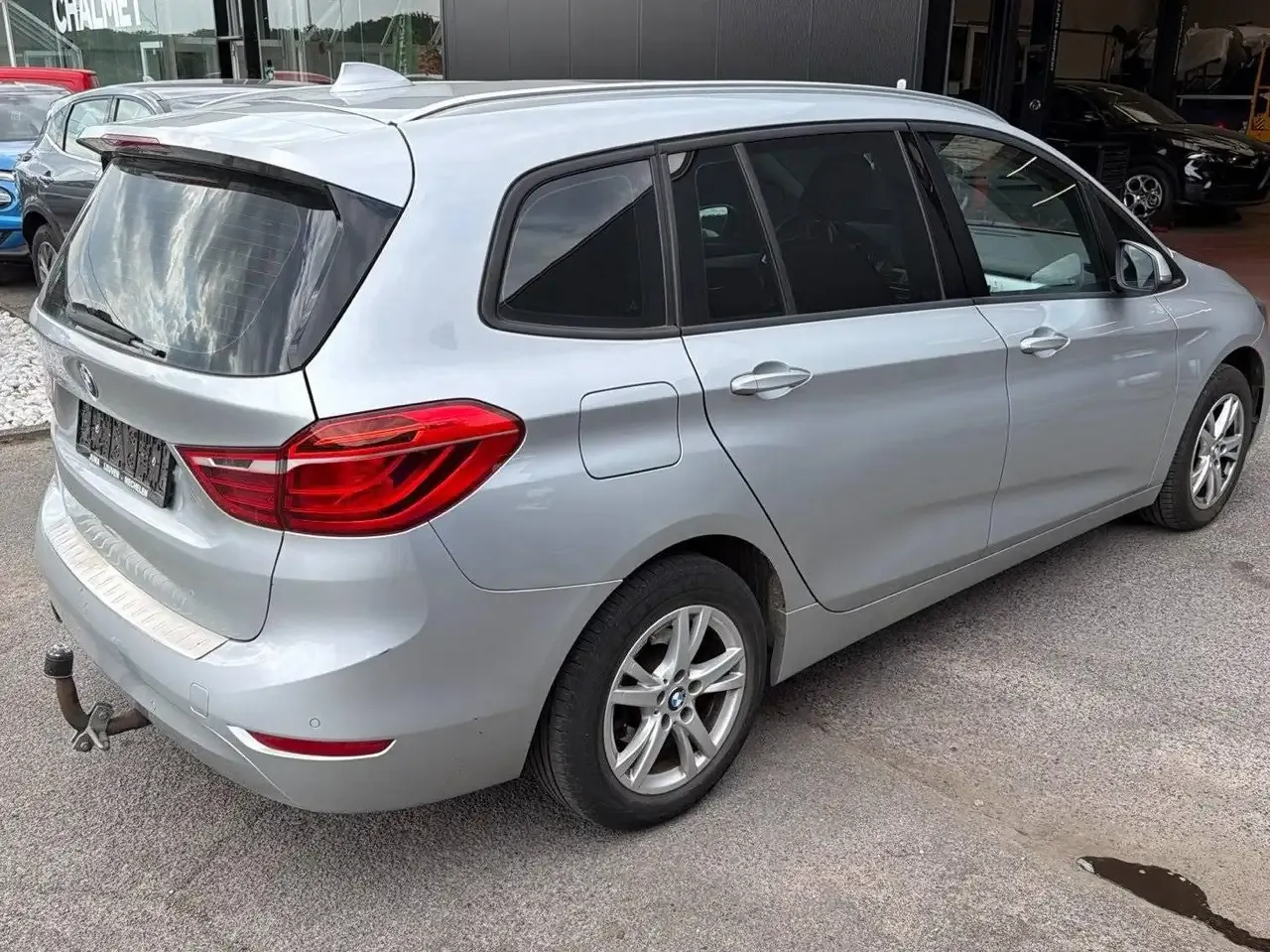 BMW 216 - 5