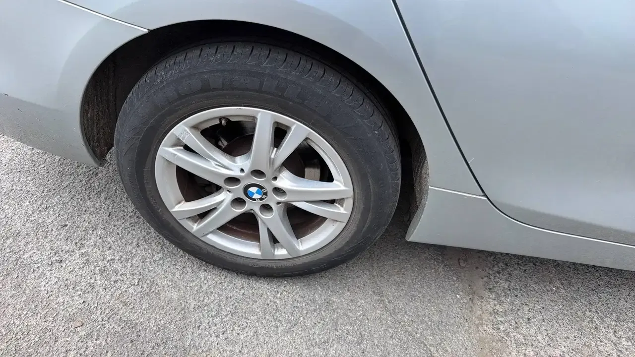 BMW 216 - 6