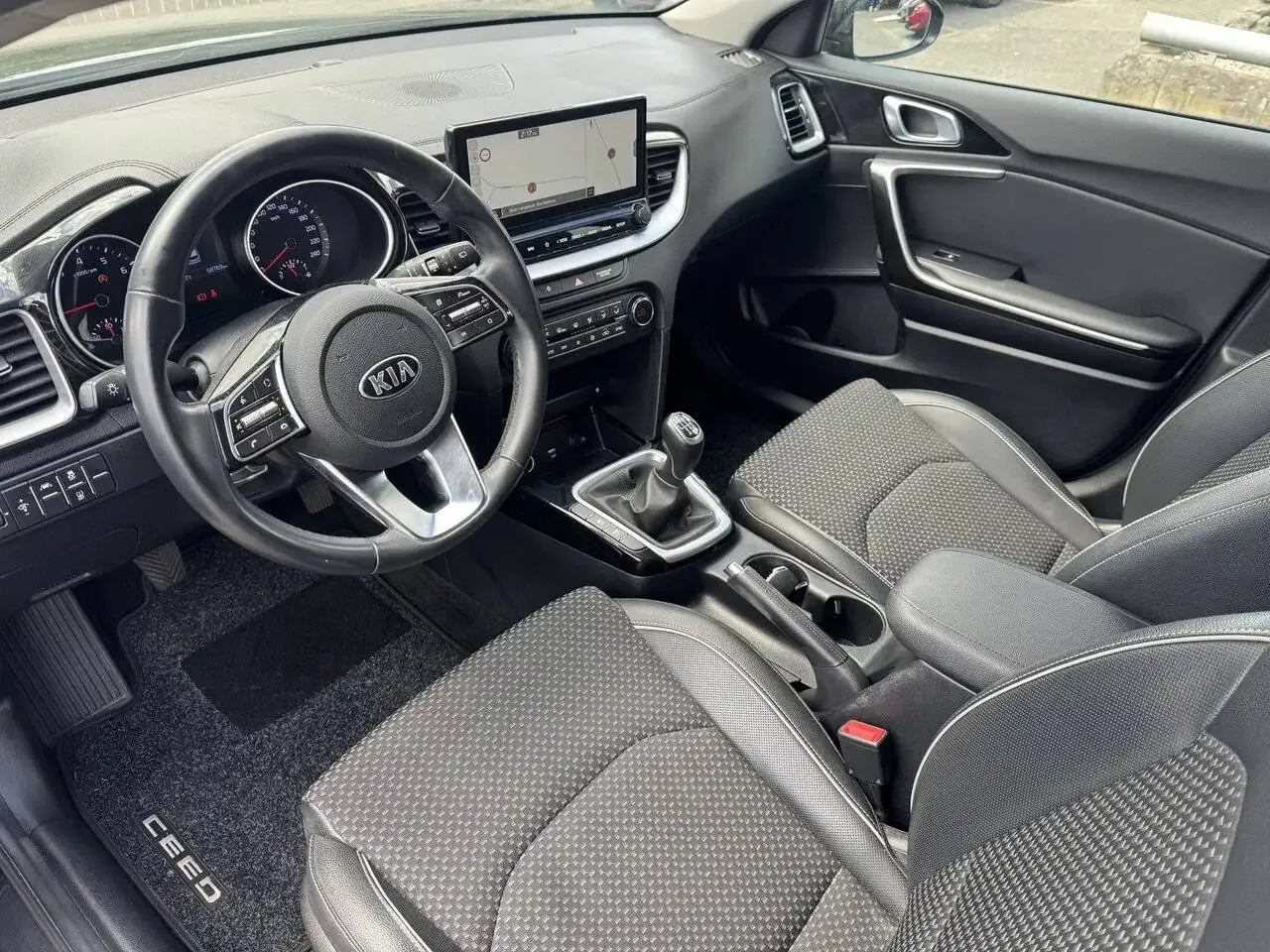 Kia Ceed / cee'd - 11