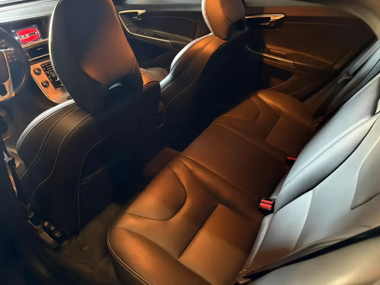 Volvo V60 - 10