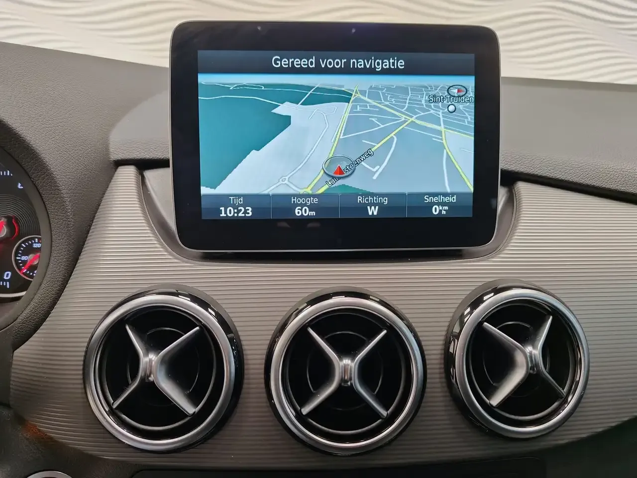 Mercedes-Benz B 180 - 20