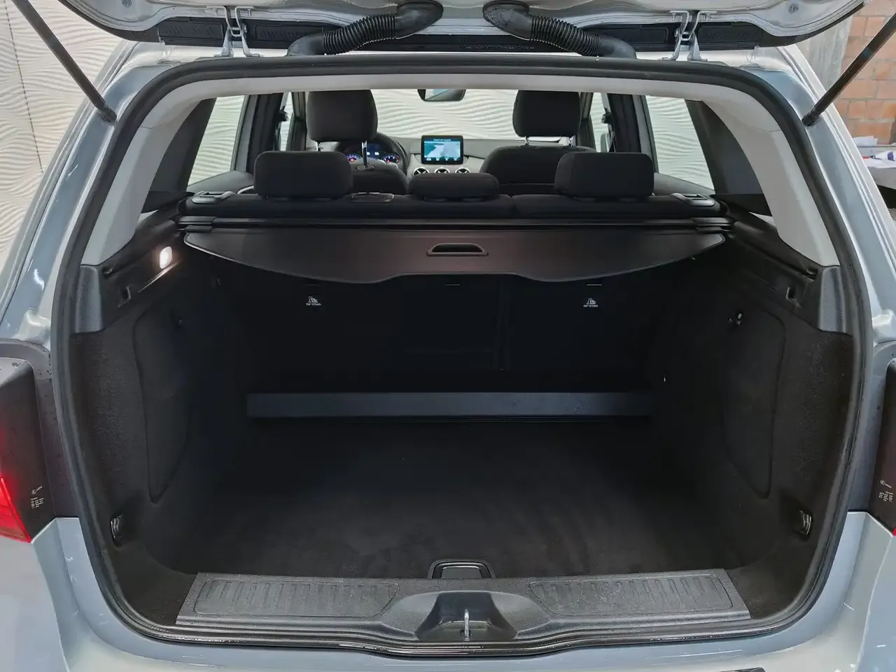 Mercedes-Benz B 180 - 28