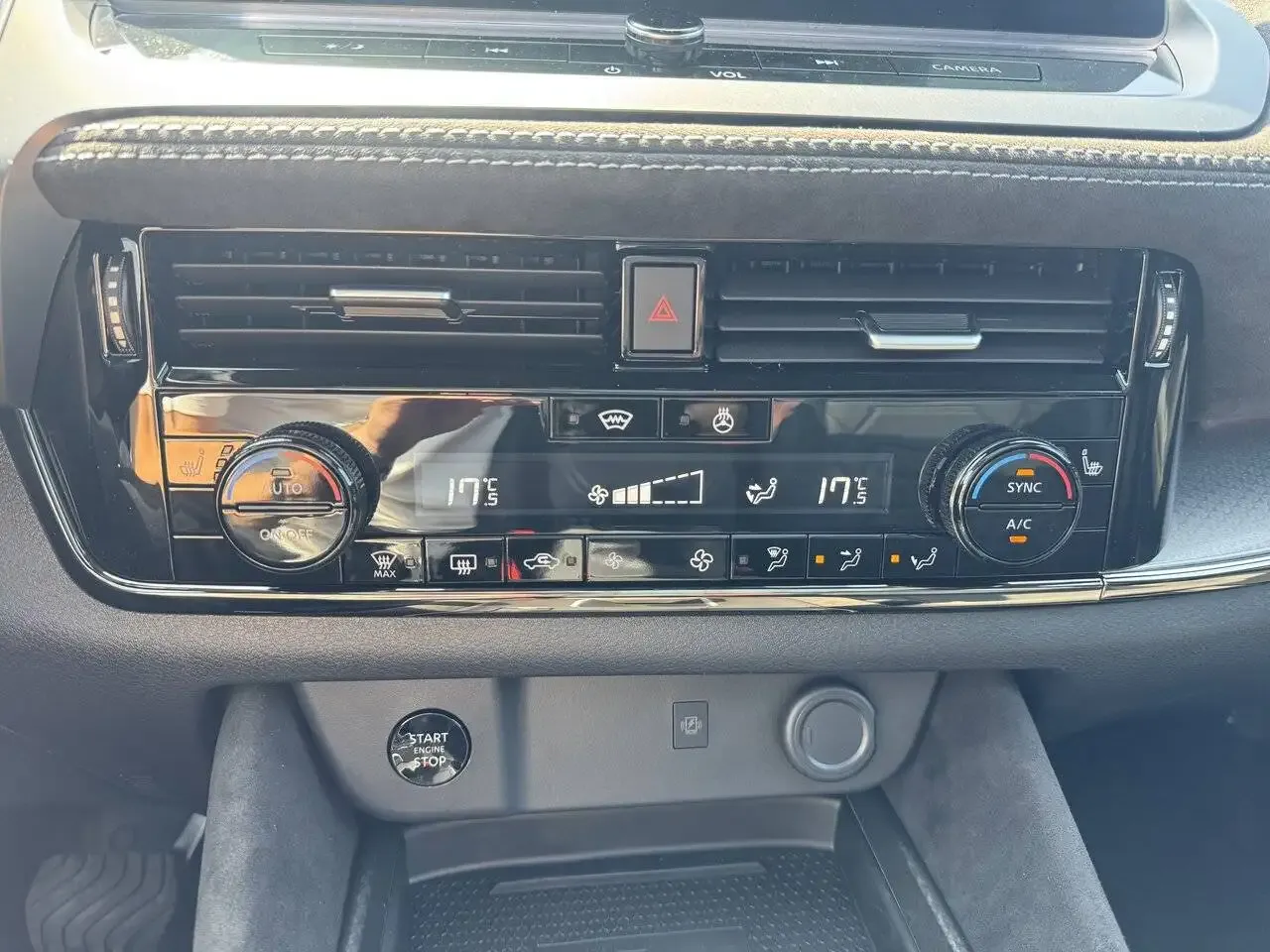 Nissan Qashqai - 22