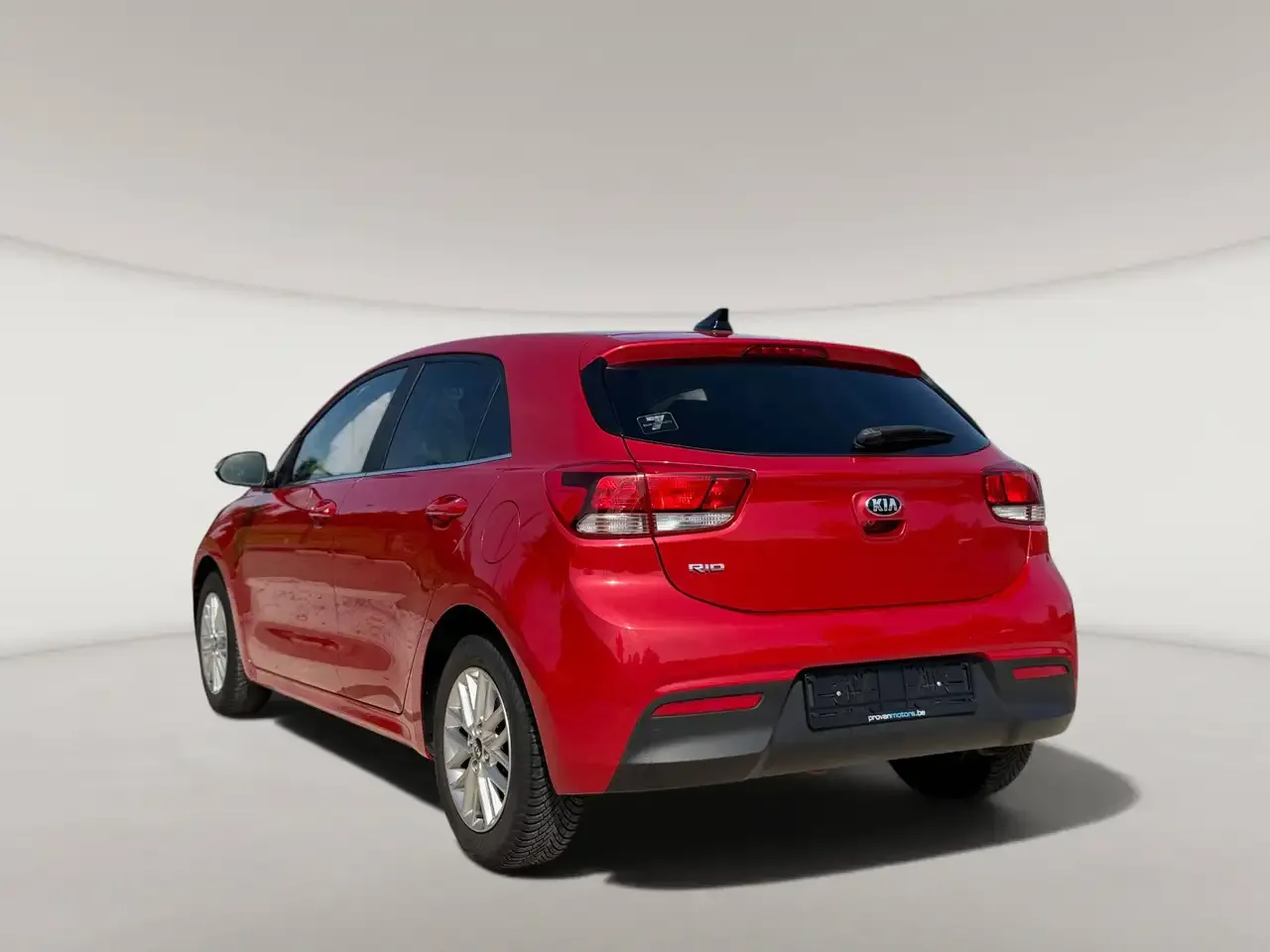 Kia Rio - 4