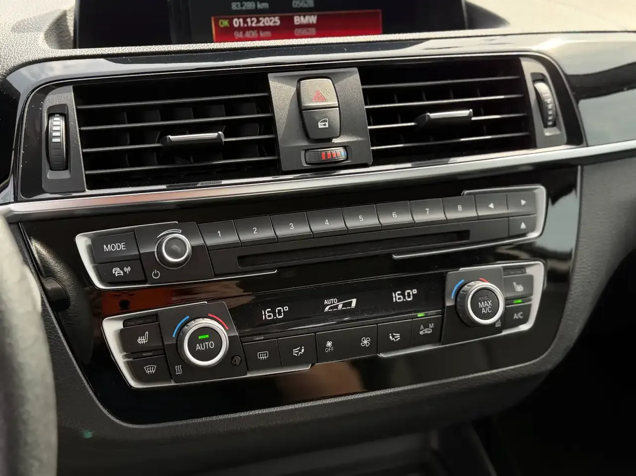 BMW 218 - 15