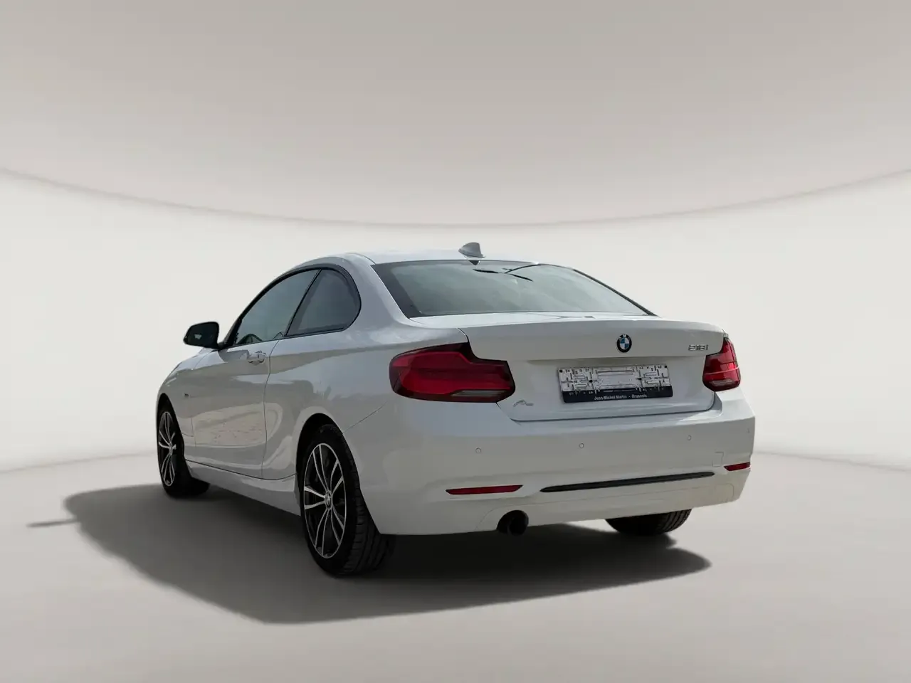 BMW 218 - 6