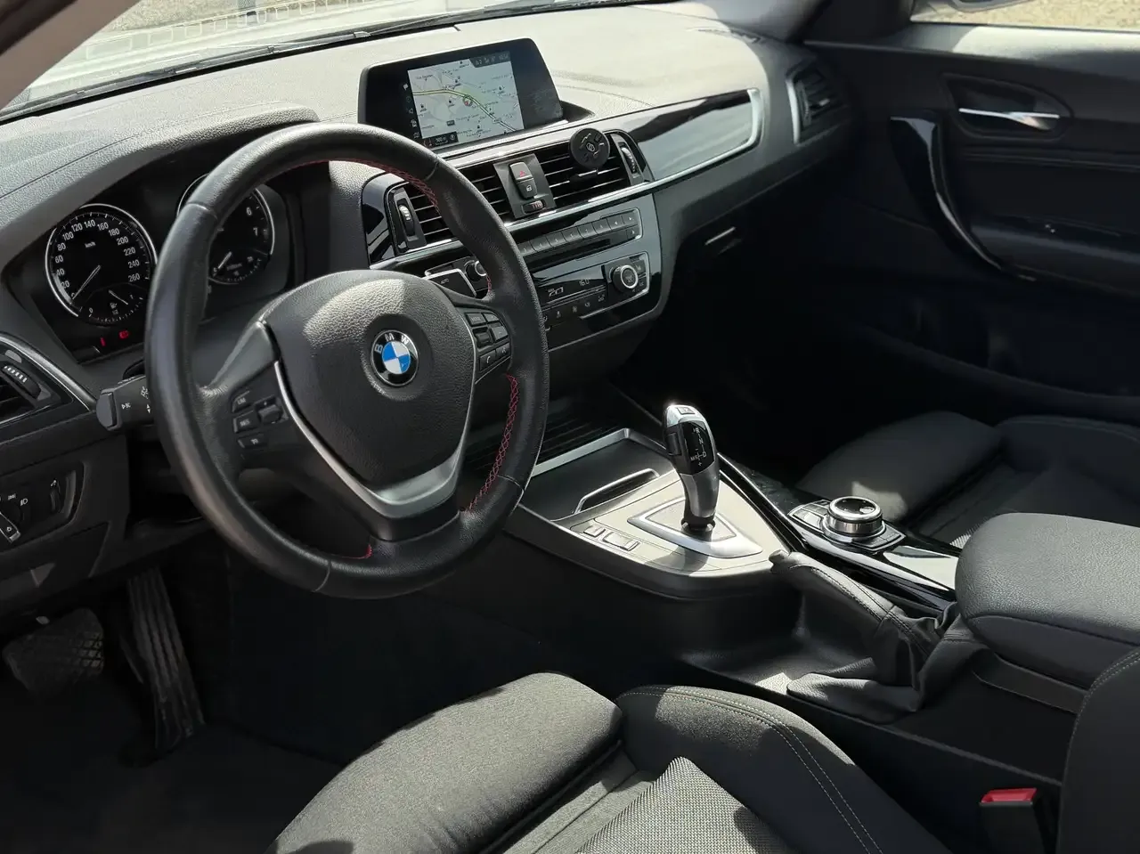BMW 218 - 9