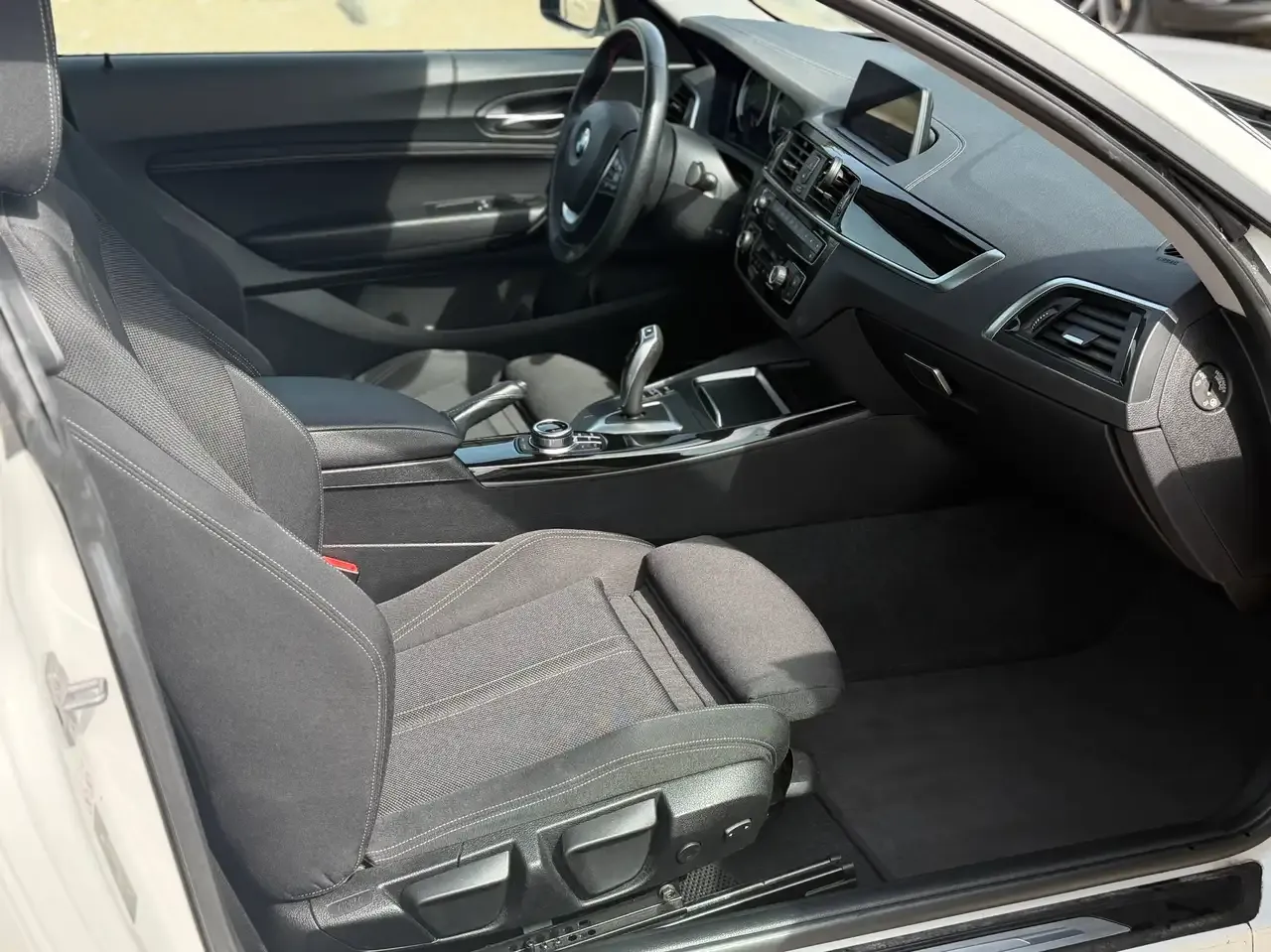 BMW 218 - 10