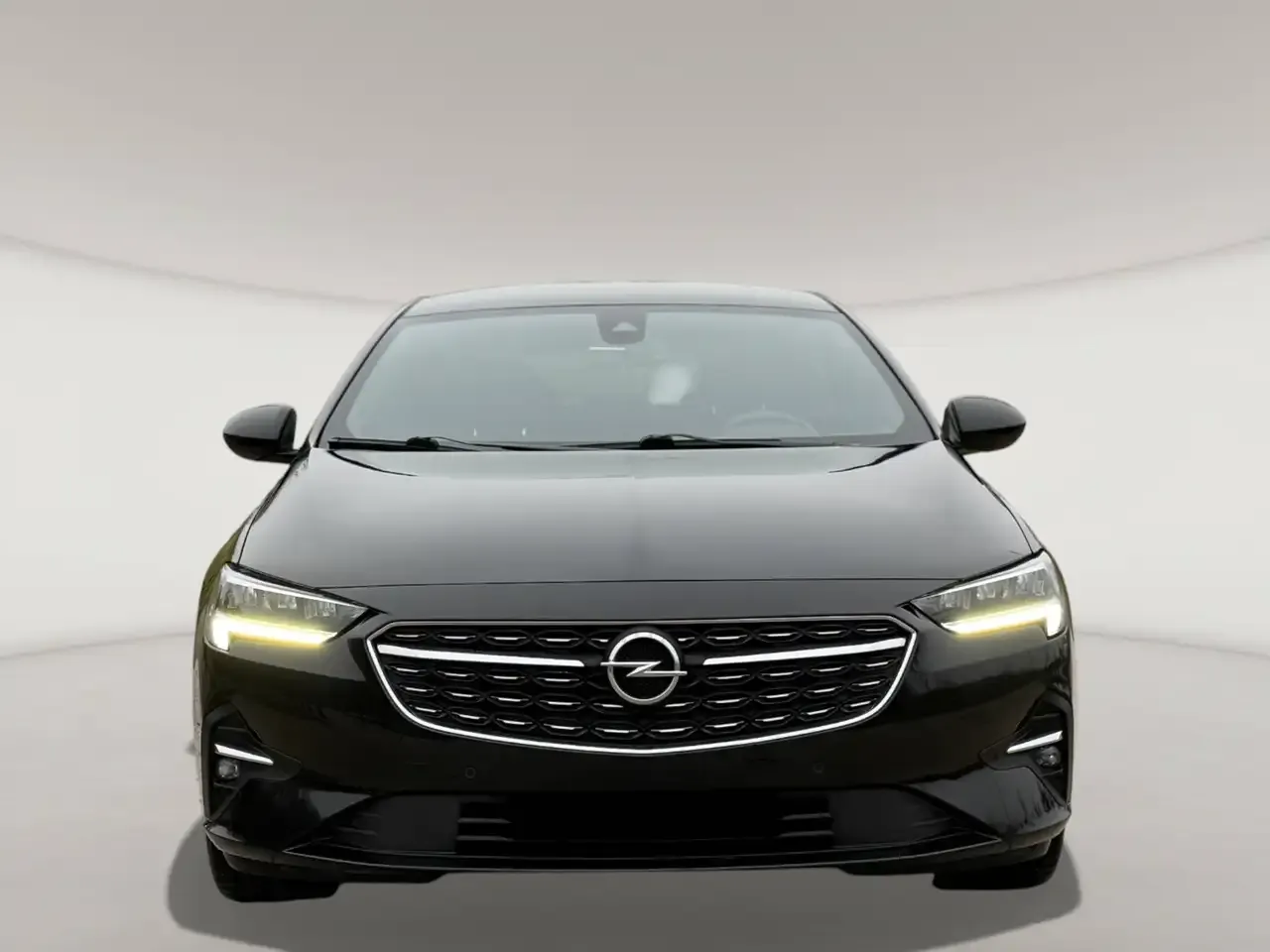 Opel Insignia - 2