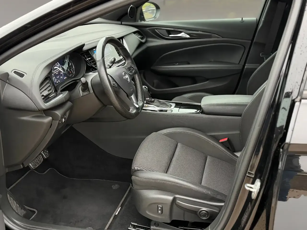 Opel Insignia - 7