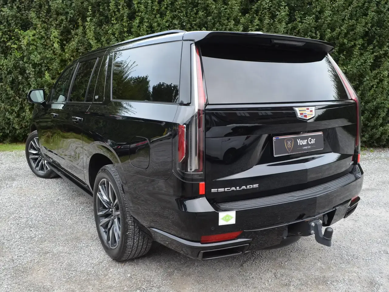 Cadillac Escalade - 14