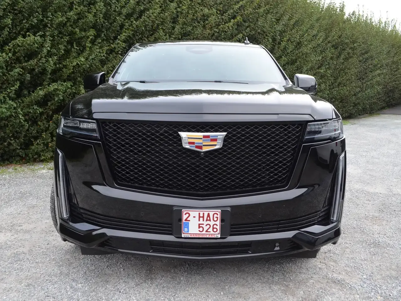 Cadillac Escalade - 2