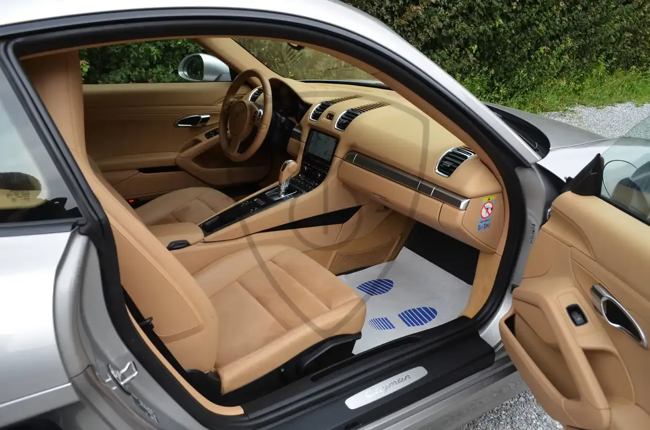 Porsche Cayman - 12