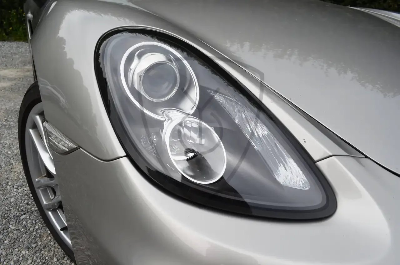 Porsche Cayman - 18