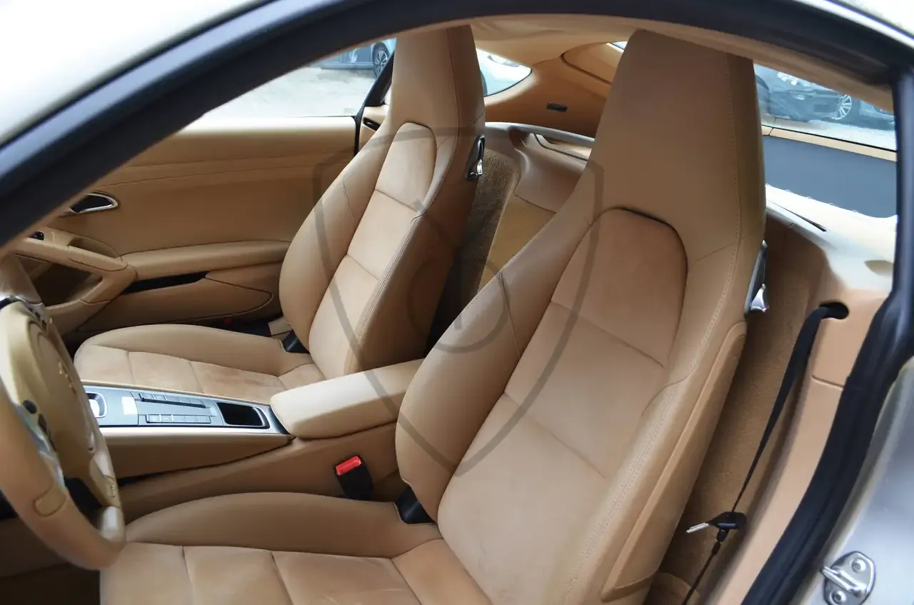 Porsche Cayman - 10