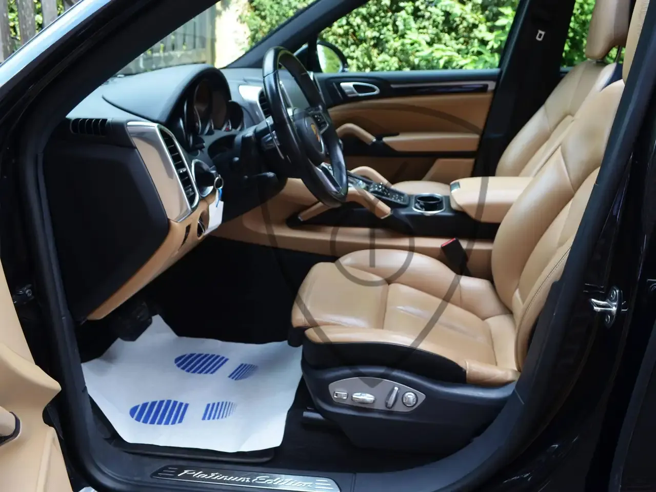 Porsche Cayenne - 10