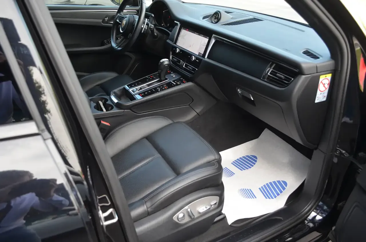 Porsche Macan - 19