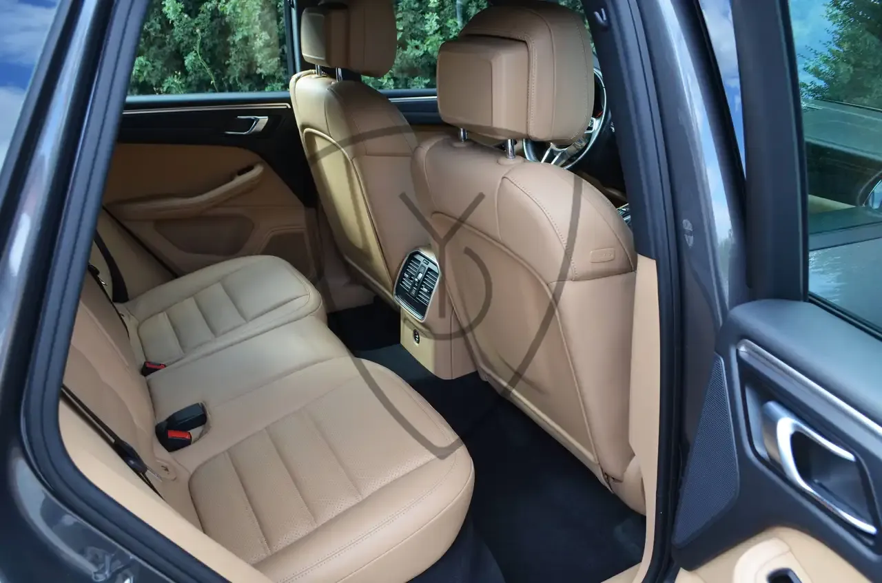Porsche Macan - 15
