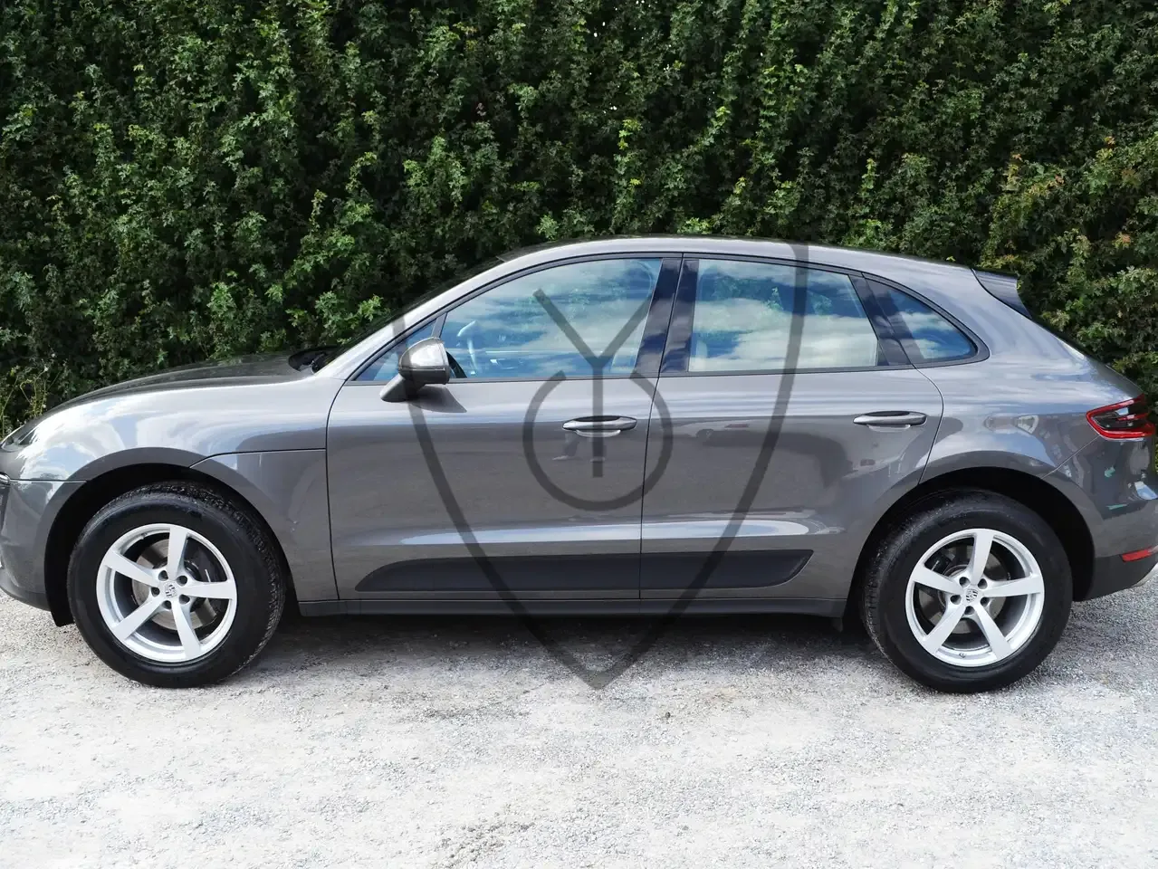 Porsche Macan - 2