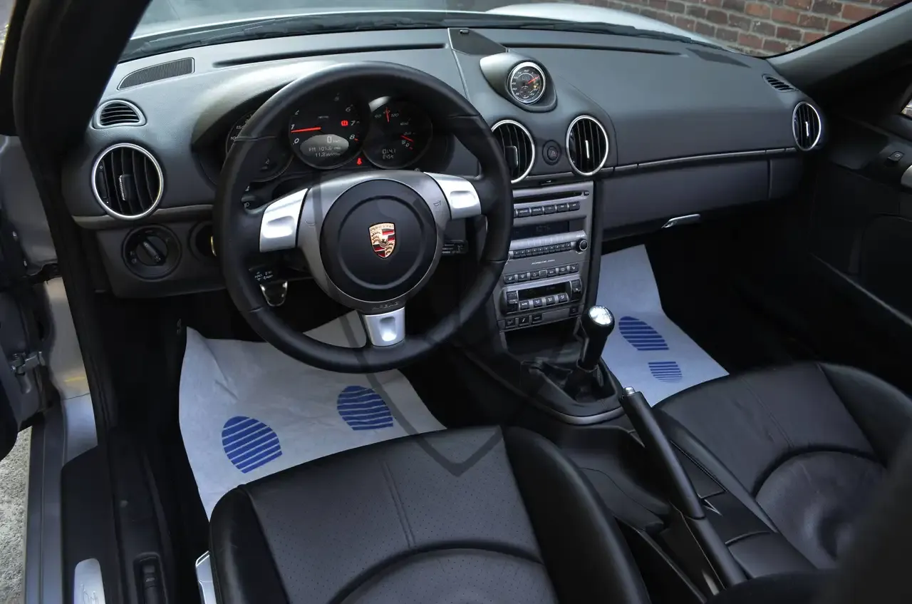 Porsche Boxster - 14