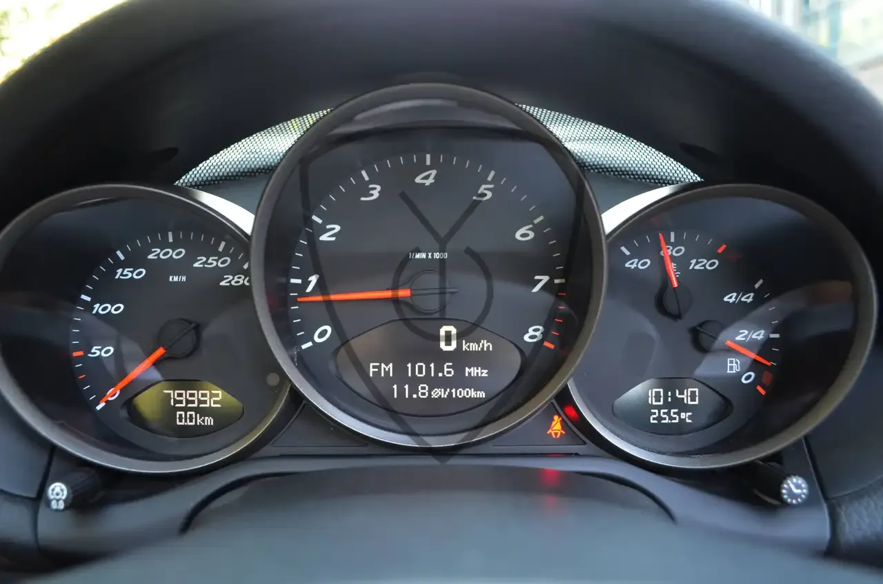 Porsche Boxster - 8