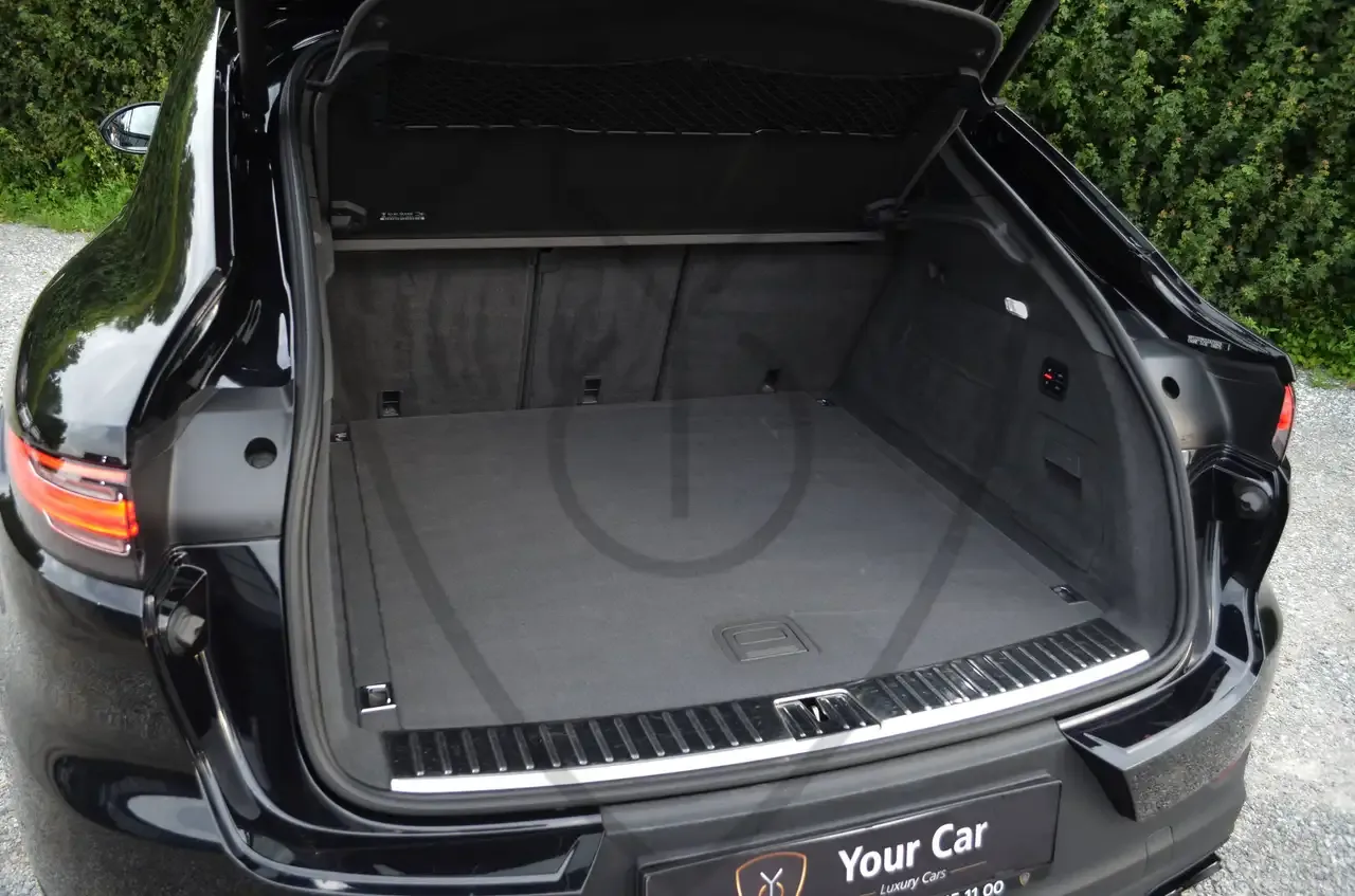 Porsche Cayenne - 16