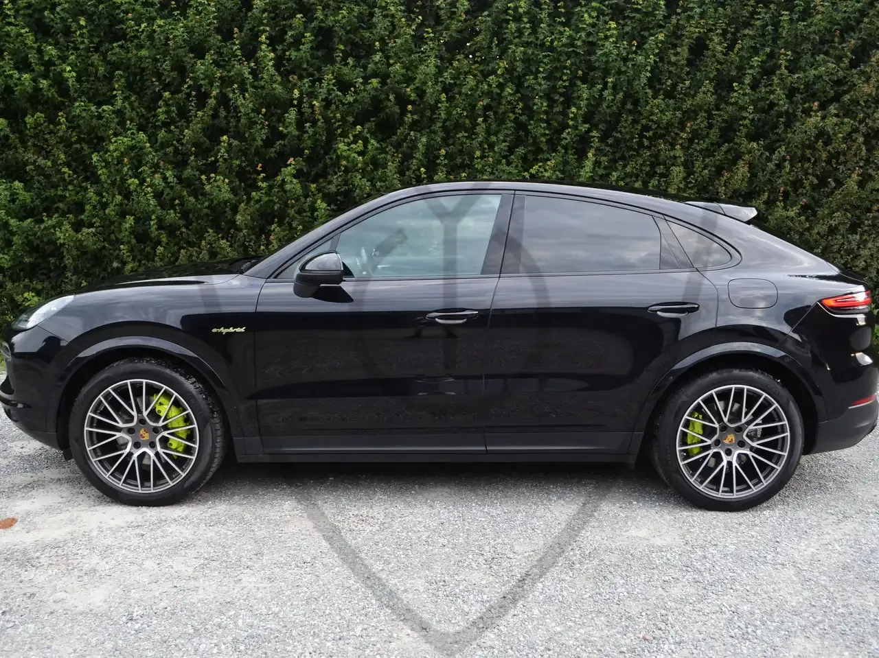 Porsche Cayenne - 2