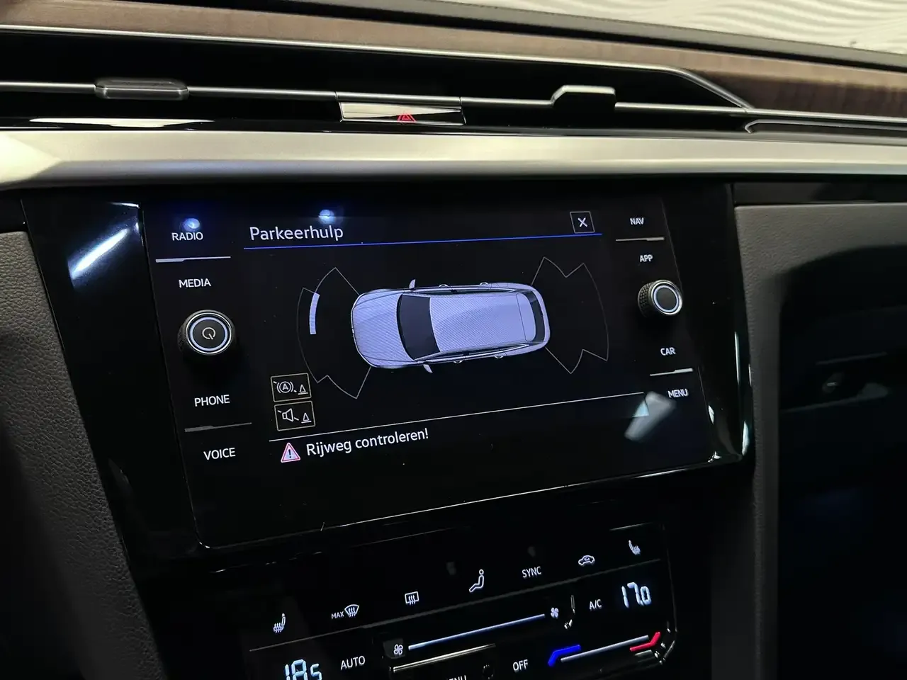 Volkswagen Arteon - 31