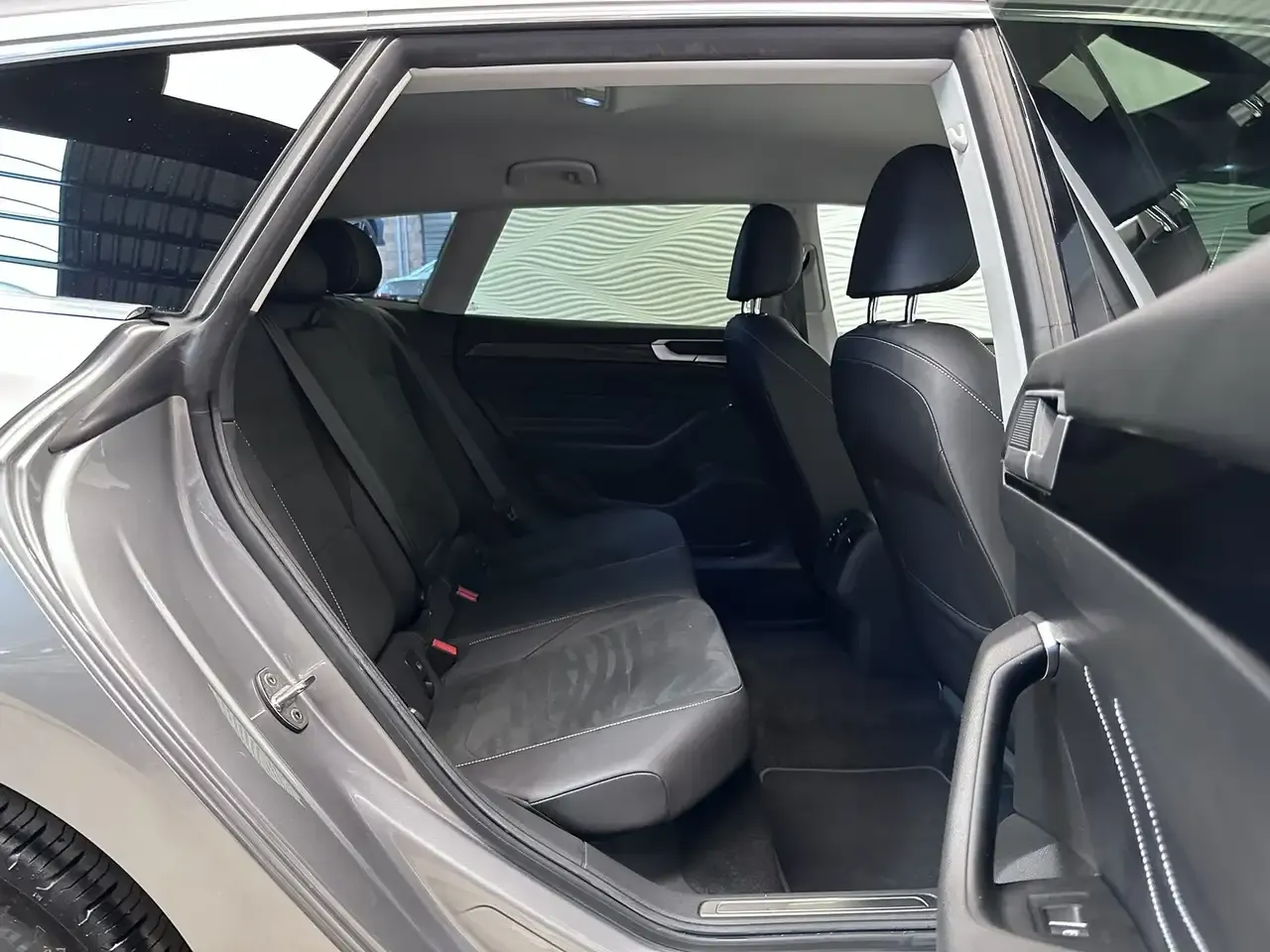 Volkswagen Arteon - 34