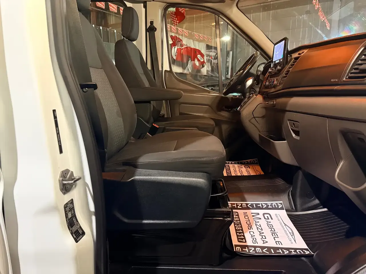 Ford Transit - 12